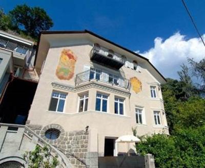фото отеля Villa Verdi Apartments Merano
