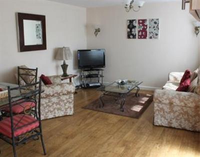 фото отеля Beau Vallon Holiday Apartments