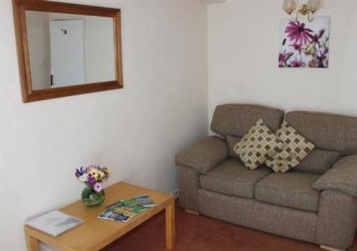 фото отеля Beau Vallon Holiday Apartments