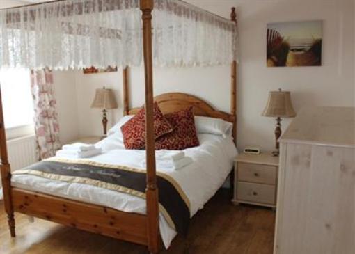 фото отеля Beau Vallon Holiday Apartments