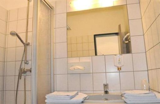 фото отеля Median Hotel Garni