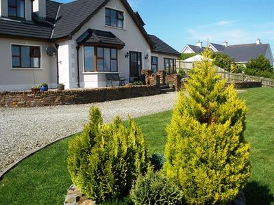 фото отеля Inishowen Lodge Bed & Breakfast