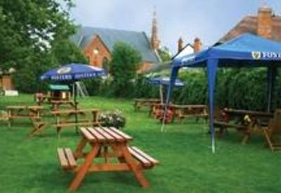 фото отеля The Red Lion Pub Haverhill (England)