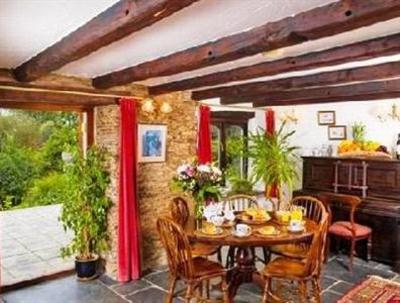 фото отеля Pure Cornwall Large luxurious House Polperro Looe