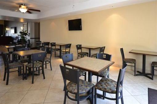 фото отеля Best Western Plus Main Street Inn