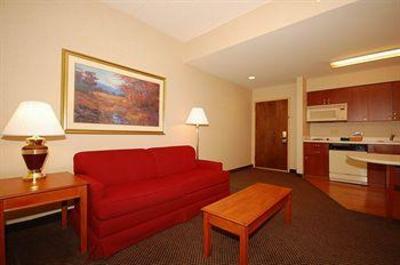 фото отеля Hampton Inn and Suites Newtown