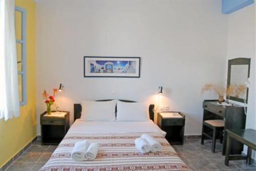 фото отеля Soultana Apartments Rooms & Studios Milos