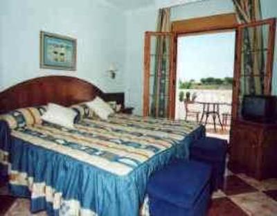 фото отеля Hostal Cabo Roche