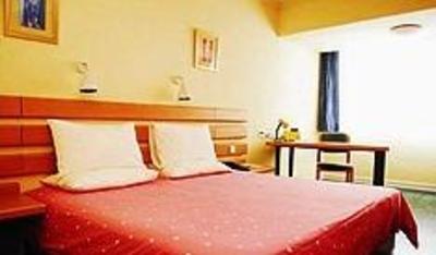 фото отеля Home Inn (Wuhan Dongdamen 2nd Hotel)
