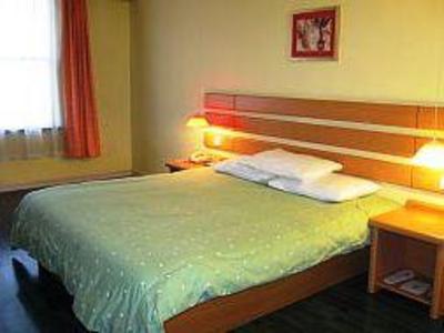 фото отеля Home Inn (Wuhan Dongdamen 2nd Hotel)