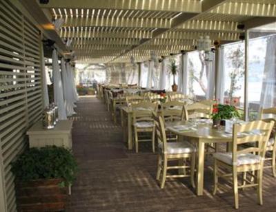 фото отеля Eviana Beach