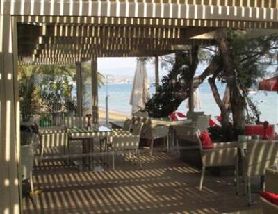 фото отеля Eviana Beach