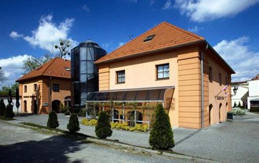 фото отеля Zamecky Hotel Zlaty Orel