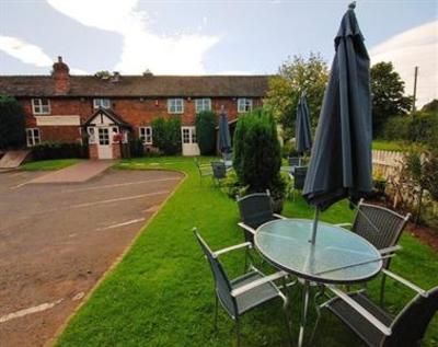 фото отеля Slaters Country Inn Newcastle under Lyme