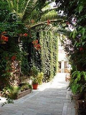 фото отеля Pothos Hotel Skiathos