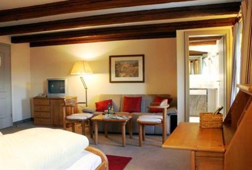 фото отеля Hotel & Restaurant Schloss Neuburg
