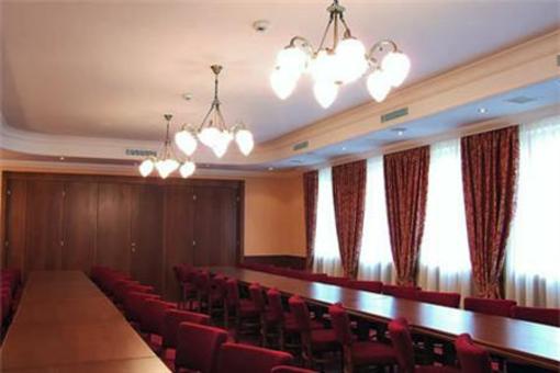 фото отеля Hotel Tilia Pezinok