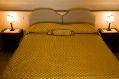 фото отеля Relais Victoria Bed And Breakfast Lucca