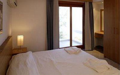 фото отеля Cape Kanapitsa Hotel & Suites