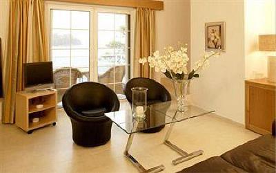 фото отеля Cape Kanapitsa Hotel & Suites