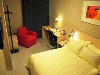 фото отеля JinJiang Inn Binzhou Huanhesan Road