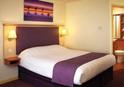 фото отеля Premier Inn Stevenage North