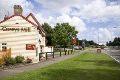 фото отеля Premier Inn Stevenage North
