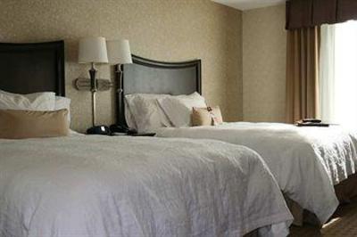 фото отеля Hampton Inn & Suites Oakland Airport
