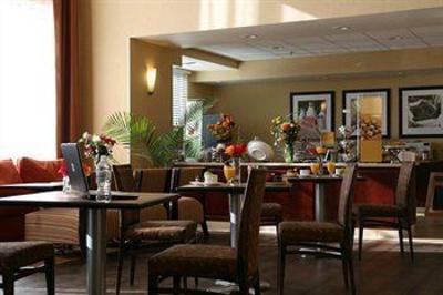 фото отеля Hampton Inn & Suites Oakland Airport