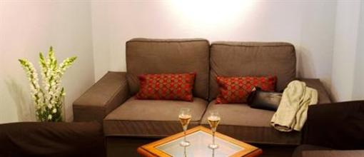 фото отеля L'auberge De Nicey Romilly-sur-Seine