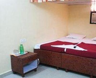 фото отеля Deluxe Inn Mumbai