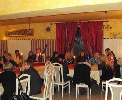 фото отеля Schwarzer Bar Hotel Zittau