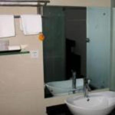 фото отеля Yulong Hotel Liwan