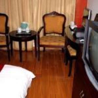 фото отеля Yulong Hotel Liwan