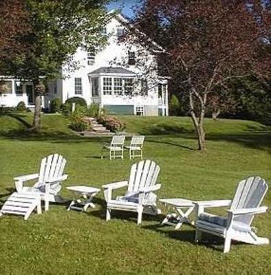 фото отеля Trumbull House Bed and Breakfast