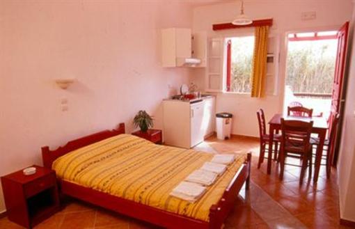 фото отеля Maragas Camping Studios Agia Anna (Naxos)