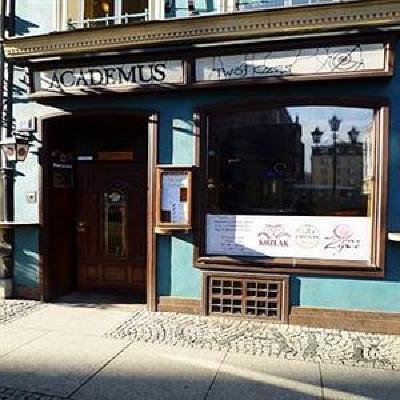 фото отеля Academus Pub & Apartments