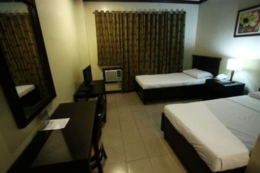 фото отеля Four Season Hotel Iloilo City