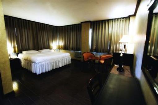 фото отеля Four Season Hotel Iloilo City
