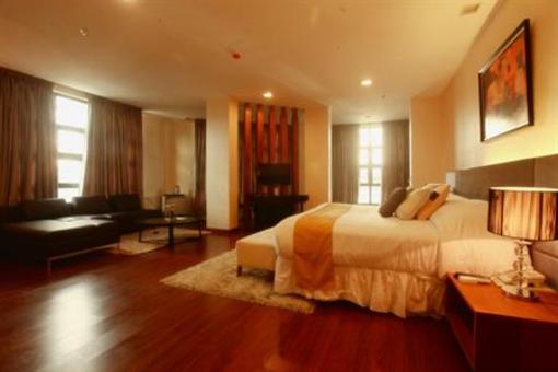 фото отеля Four Season Hotel Iloilo City