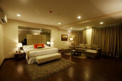фото отеля Four Season Hotel Iloilo City