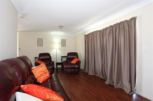 фото отеля Clifford Gardens Motor Inn