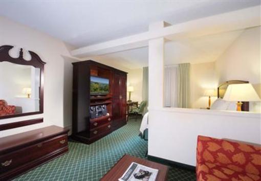 фото отеля Fairfield Inn & Suites Perimeter Center Atlanta