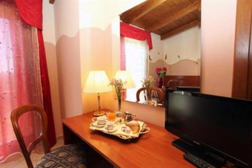 фото отеля Hotel Liternum