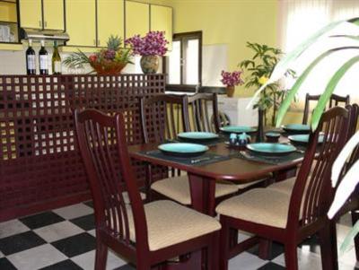 фото отеля Embassy Place Apartments Phnom Penh