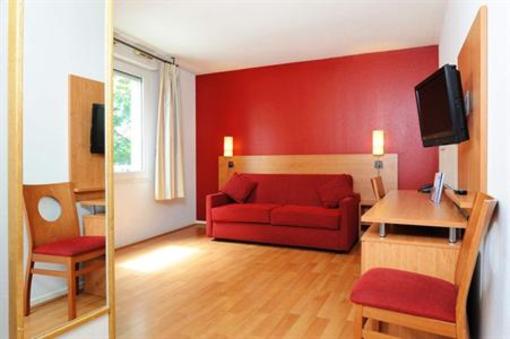 фото отеля Sejours & Affaires Residence Saxe-Gambetta Lyon