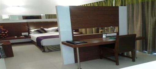 фото отеля The Urban Hotel Bangalore