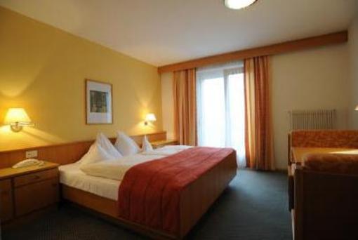 фото отеля Hotel Goldene Rose Schlanders