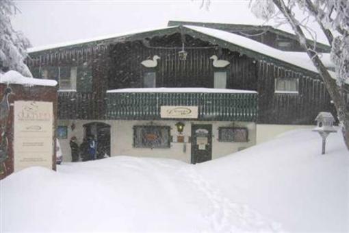 фото отеля Duck Inn Mt Buller