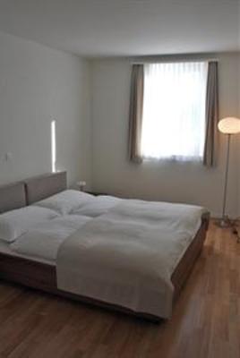 фото отеля Hauser's Westend Appartements B&B